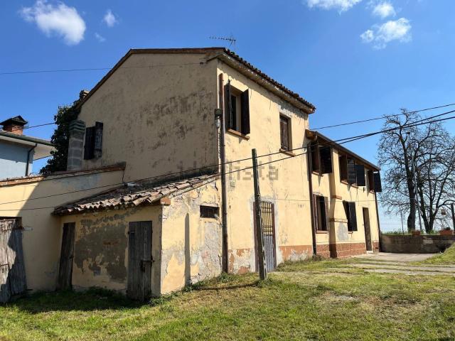 Villetta indipendente in vendita di 214 m² in Via G. Matteotti, 693