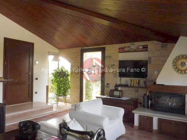 Villetta indipendente in vendita di 214 m² in Via Sant&apos  Egidio, 10