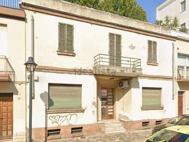 Villetta indipendente in vendita di 214 m² in Via Roma, 14