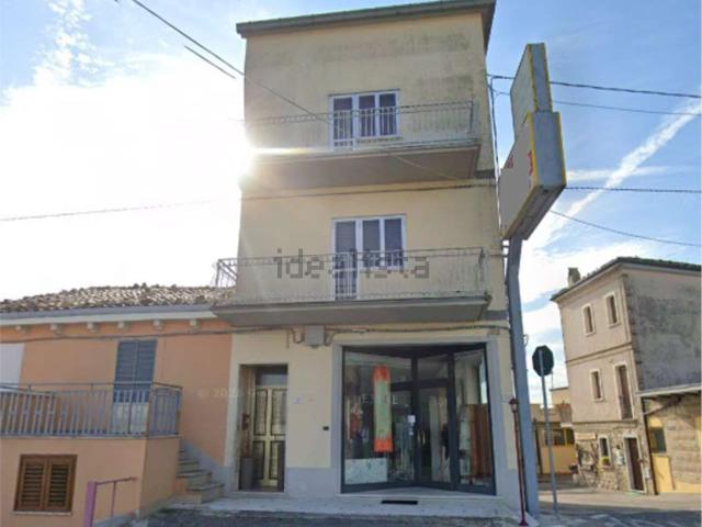 Villetta indipendente in vendita di 214 m² in Località San Bartolomeo, 77
