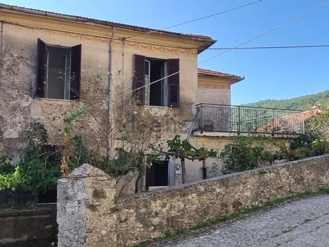 Villetta indipendente in vendita di 215 m²