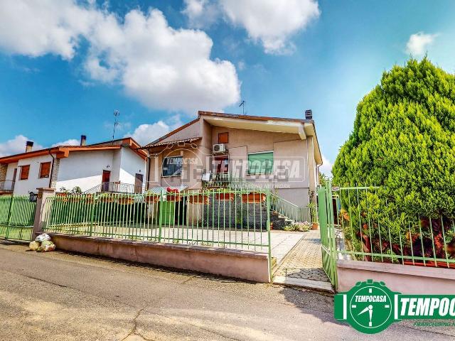 Villetta indipendente in vendita di 215 m²
