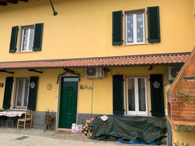 Villetta indipendente in vendita di 215 m²