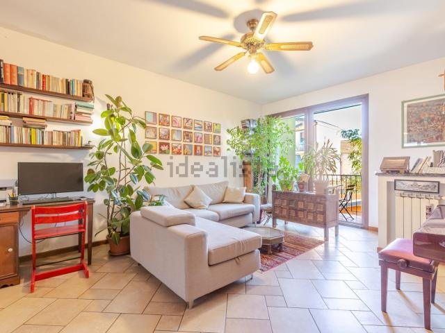 Villetta indipendente in vendita di 215 m² in Via C. B. Cavour, 195