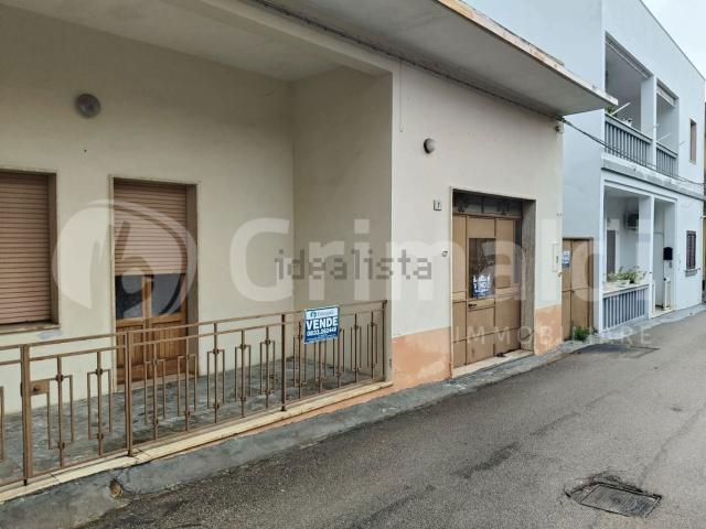 Villetta indipendente in vendita di 215 m² in Via Gabriele D&apos Annunzio, 7