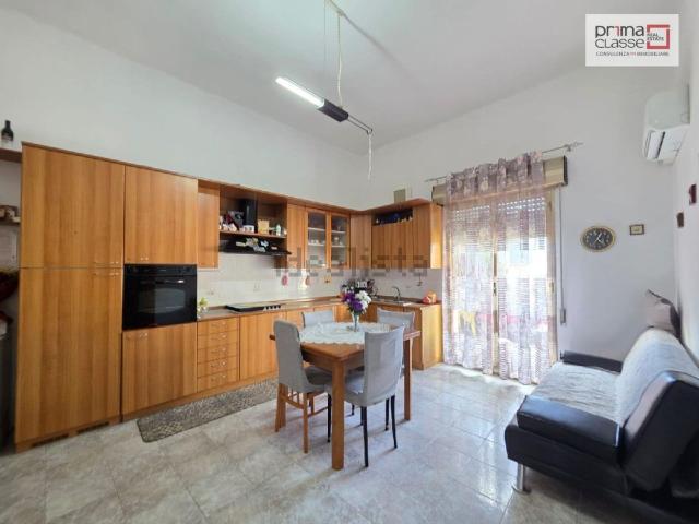 Villetta indipendente in vendita di 215 m² in Via Palestro, 28