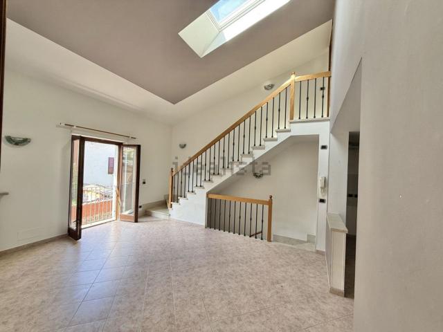 Villetta indipendente in vendita di 215 m² in Vicolo Chiesuolo, 2