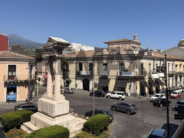 Villetta indipendente in vendita di 215 m² in Piazza Monsignore Alessi, 4
