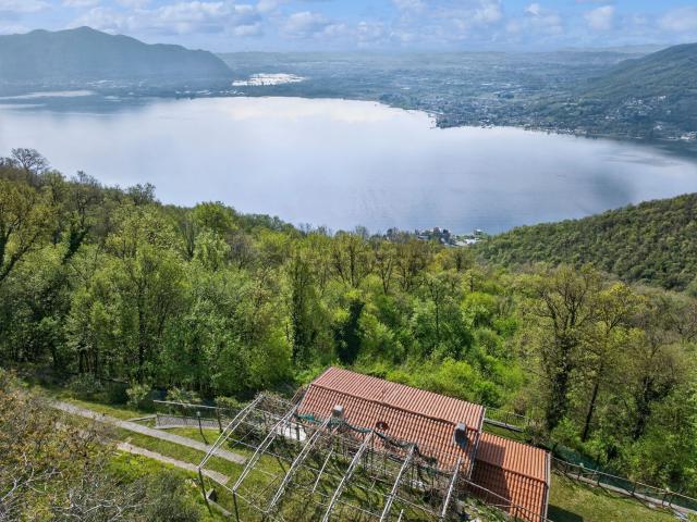 Villetta indipendente in vendita di 216 m²