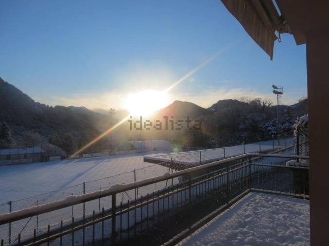 Villetta indipendente in vendita di 216 m² in Via Campo Sportivo