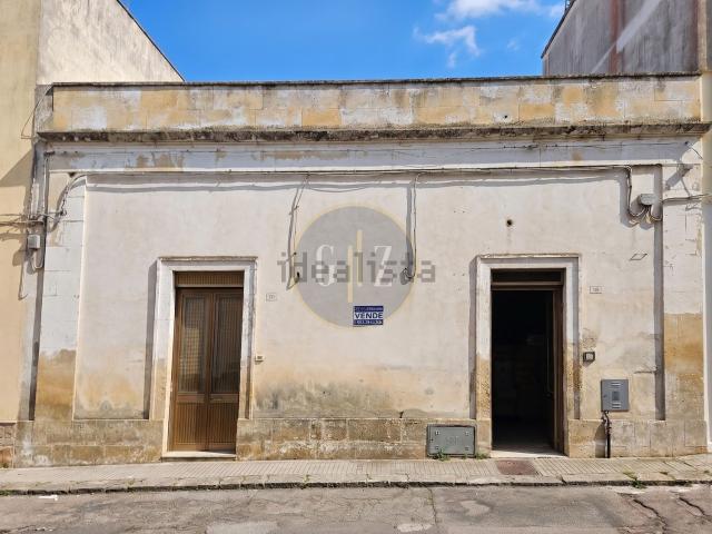 Villetta indipendente in vendita di 217 m² in Via Alessandro Manzoni, 18