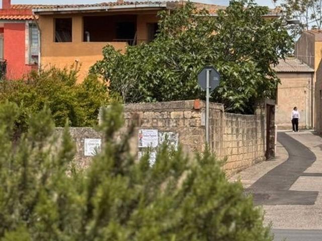 Villetta indipendente in vendita di 217 m² in Via Parrocchia
