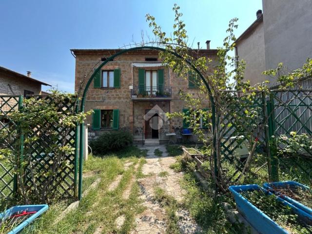 Villetta indipendente in vendita di 218 m² in Via Arno, 29