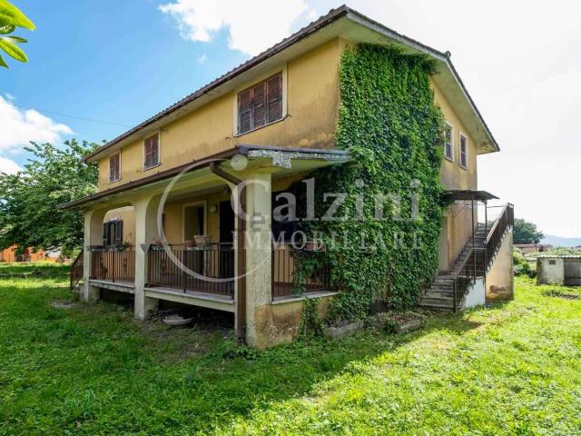Villetta indipendente in vendita di 218 m² in Via Muracciola, 36