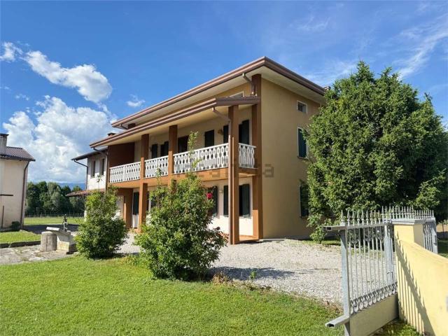 Villetta indipendente in vendita di 219 m² in Via Carriade
