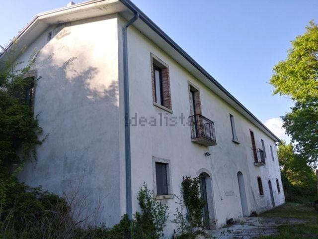 Villetta indipendente in vendita di 219 m² in Contrada Embricera, 16