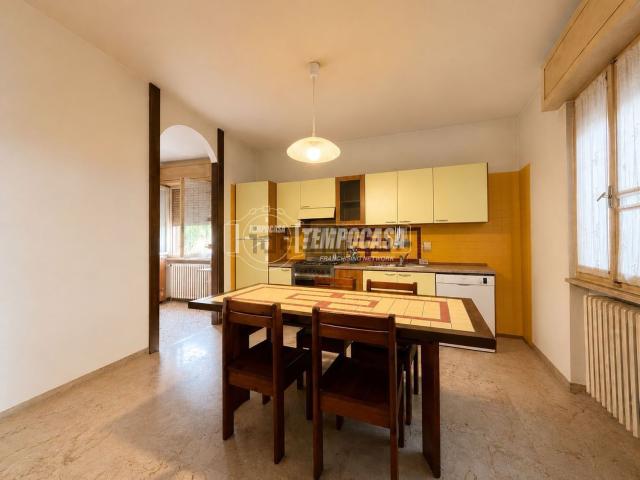 Villetta indipendente in vendita di 220 m² in Via Generale Zamboni SP27, 61