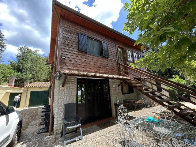 Villetta indipendente in vendita di 220 m²