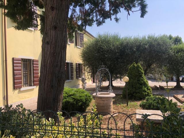 Villetta indipendente in vendita di 220 m²
