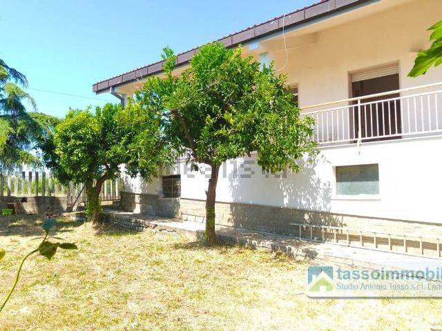 Villetta indipendente in vendita di 220 m²