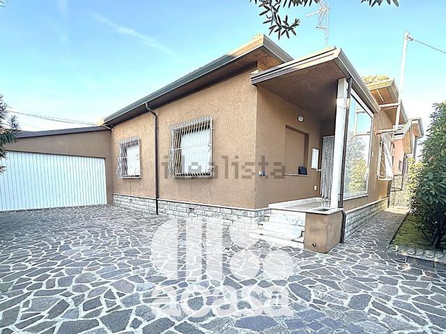 Villetta indipendente in vendita di 220 m²