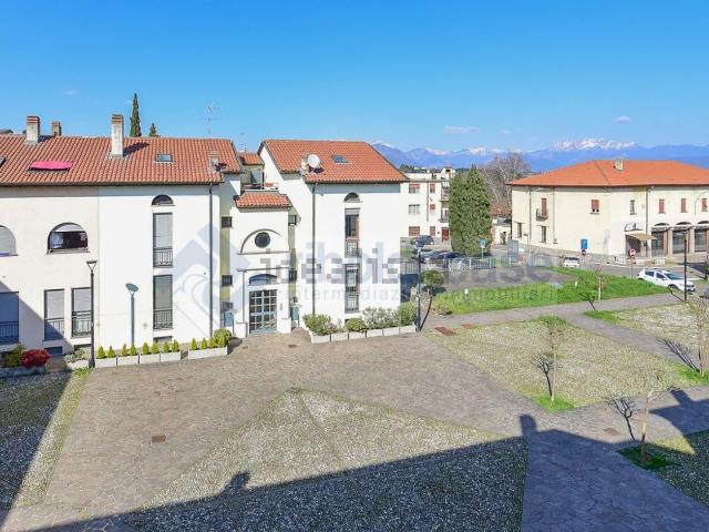 Villetta indipendente in vendita di 220 m²