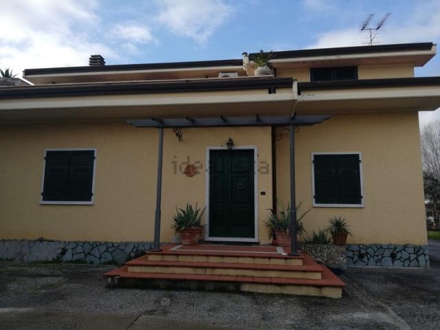 Villetta indipendente in vendita di 220 m²