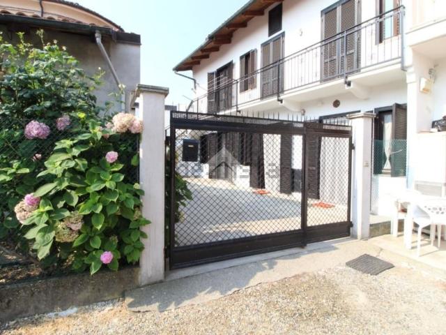 Villetta indipendente in vendita di 220 m² in Via al Borgo