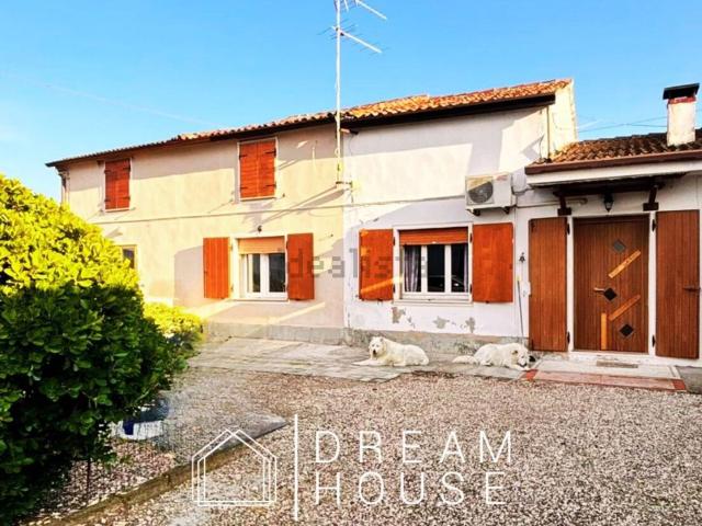 Villetta indipendente in vendita di 220 m² in Via Barcagno