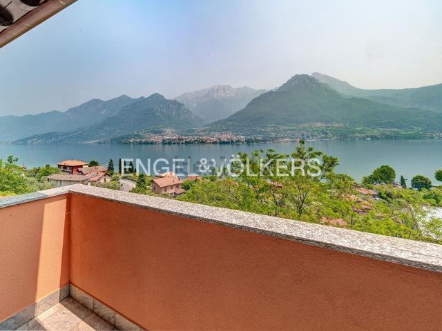 Villetta indipendente in vendita di 220 m² in Via Bezzecca