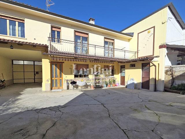 Villetta indipendente in vendita di 220 m² in Via G. Matteotti, 27
