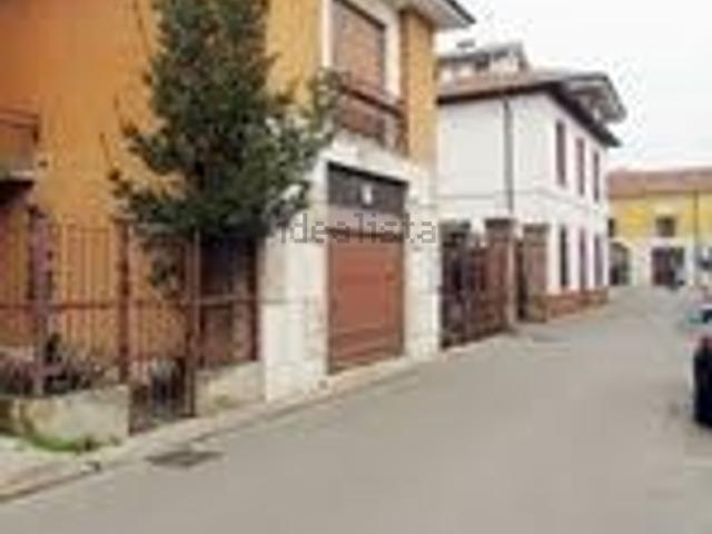 Villetta indipendente in vendita di 220 m² in Via Giuseppe Mazzini, 12