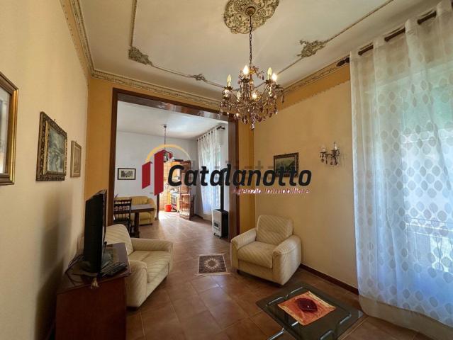 Villetta indipendente in vendita di 220 m² in Via Giuseppe Mazzini