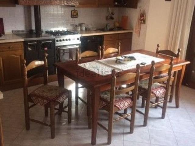 Villetta indipendente in vendita di 220 m² in Via don Luigi Monza