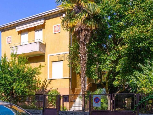 Villetta indipendente in vendita di 220 m² in Via delle Melette