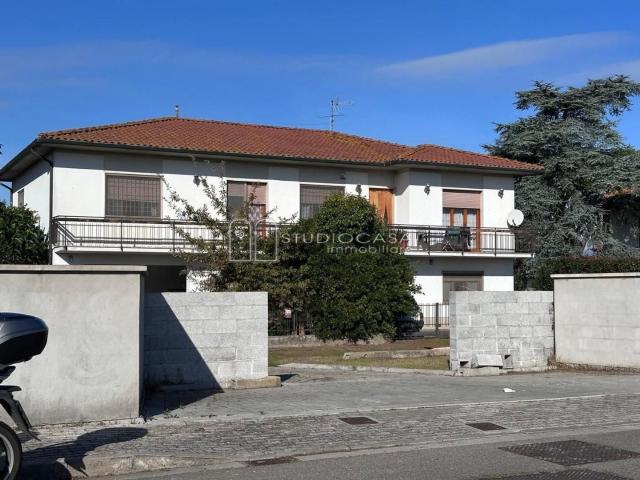 Villetta indipendente in vendita di 220 m² in Via delle Murella, 26