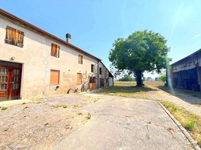 Villetta indipendente in vendita di 220 m² in Via Muri, 75