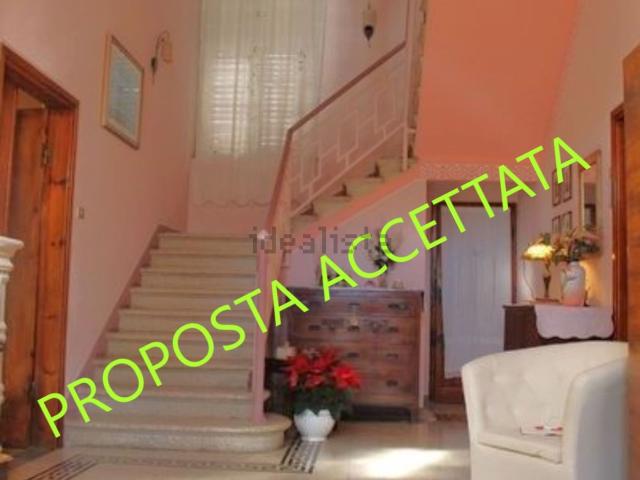 Villetta indipendente in vendita di 220 m² in Via S. Piero a Casato