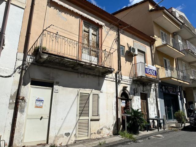 Villetta indipendente in vendita di 220 m² in Via San Francesco di Paola