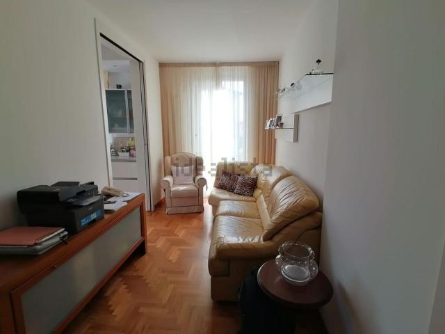 Villetta indipendente in vendita di 220 m² in Via San Severo, 56022