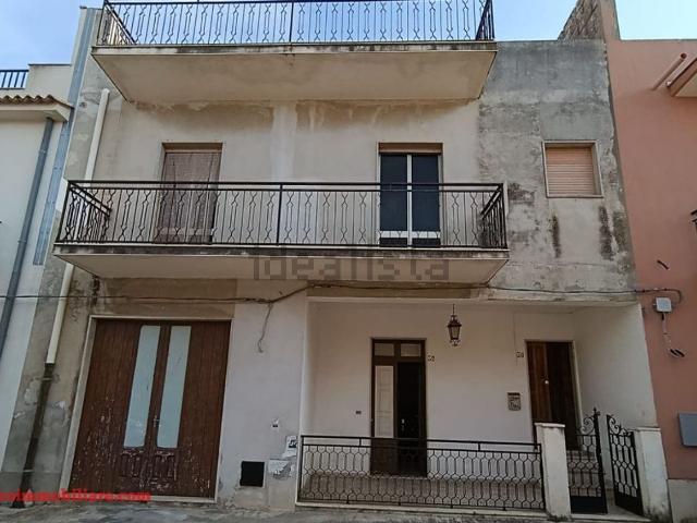 Villetta indipendente in vendita di 220 m² in Via Stromboli, 30