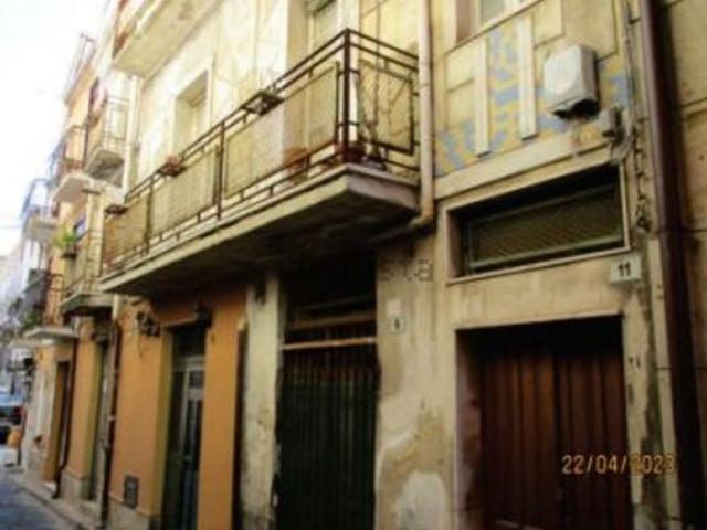 Villetta indipendente in vendita di 220 m² in Via Roma, 11