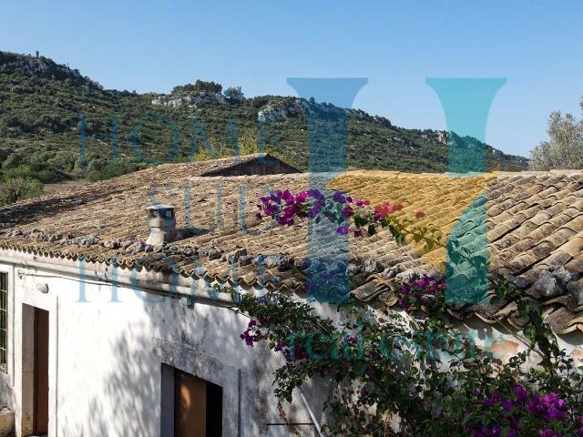 Villetta indipendente in vendita di 220 m² in Via TOMMASO FAZELLO, 228