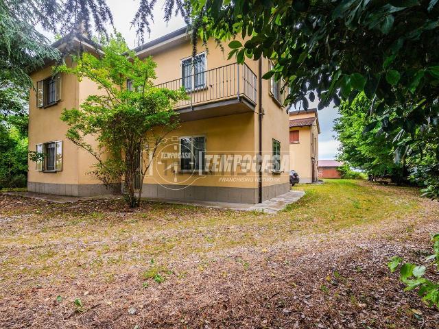 Villetta indipendente in vendita di 220 m² in Via Vecchia San Vitale