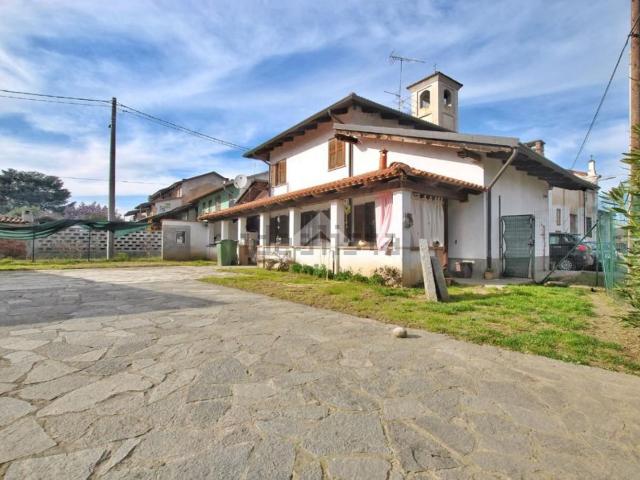 Villetta indipendente in vendita di 220 m² in Frazione Gerbidi, 1