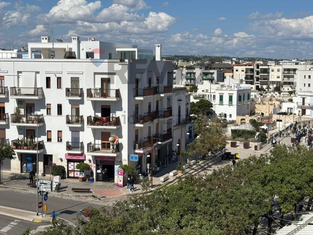 Villetta indipendente in vendita di 220 m² in Piazza Giuseppe Garibaldi, 19