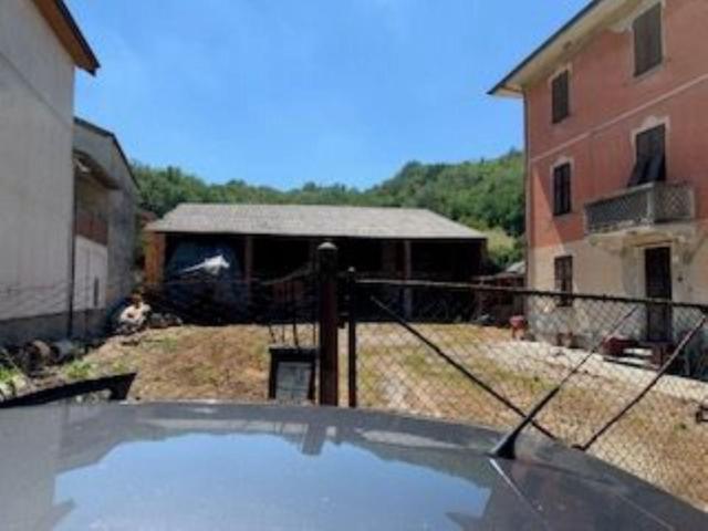 Villetta indipendente in vendita di 220 m² in Strada Comunale Tortona Garbagna