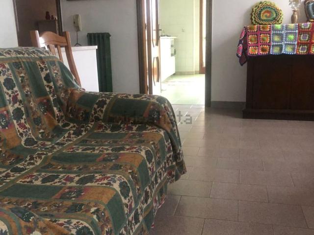 Villetta indipendente in vendita di 222 m² in Via Istonia