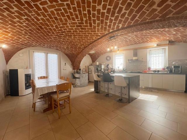 Villetta indipendente in vendita di 222 m² in Via Piave, 23