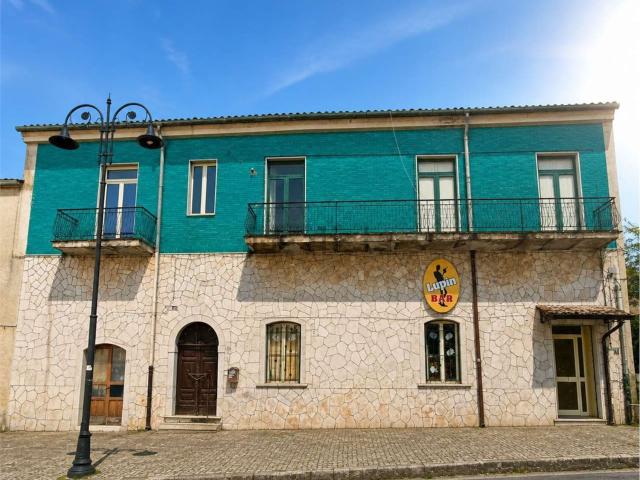 Villetta indipendente in vendita di 223 m² in Via Dionisio Pascucci